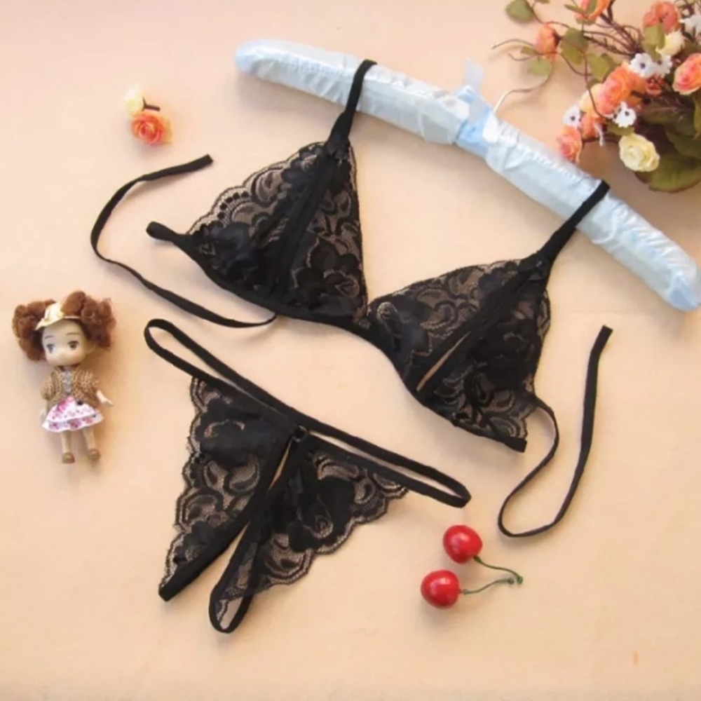 Lingerie Black 2 piece Valentines
